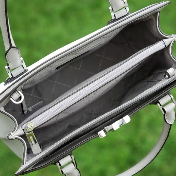 ⚠️SALE⚠️Michael Kors Mott LG Satchel SET White - Picture 5 of 13